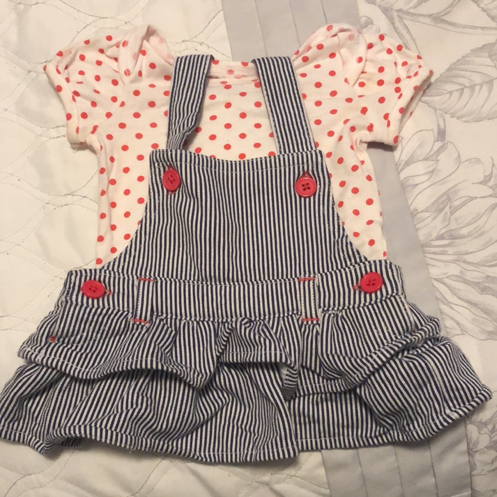 Newborn sleepers and outfits